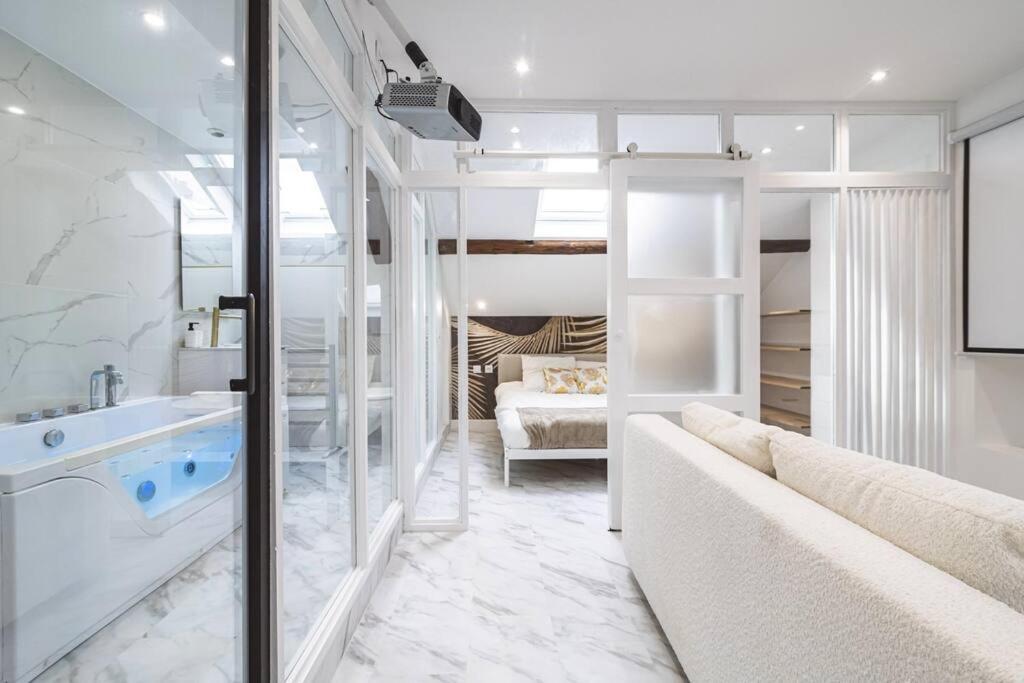 Oasis Chic - Spa Prive & Cinema Reims Exterior foto